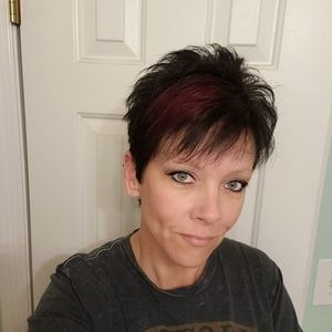 Meet your Posher, Carolyn